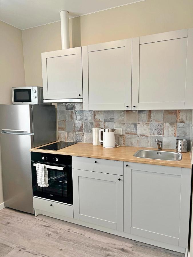 Clinic Studio Apartments By Hostlovers Kaunas Exteriör bild