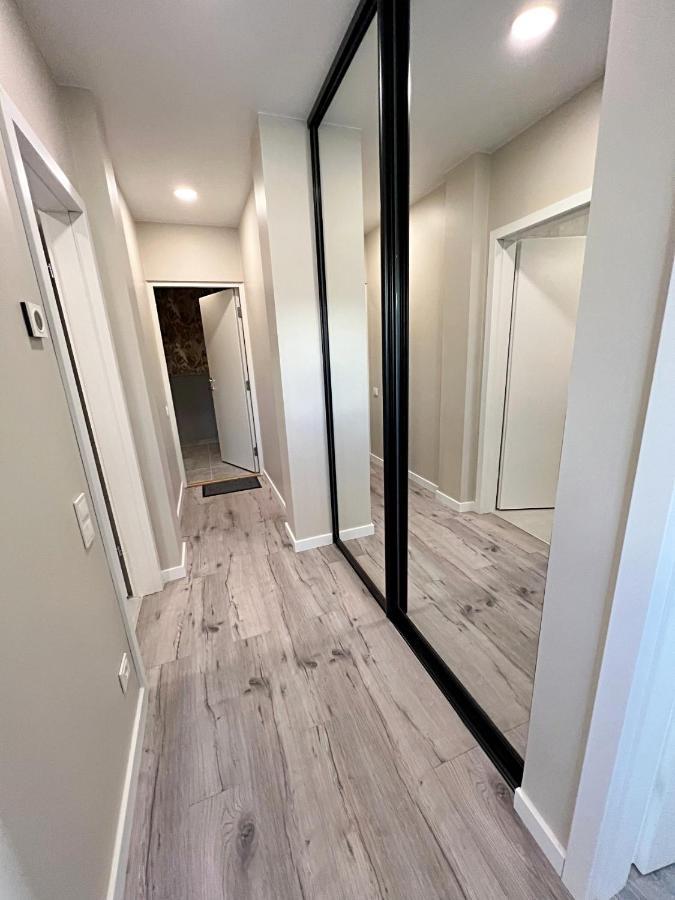 Clinic Studio Apartments By Hostlovers Kaunas Exteriör bild