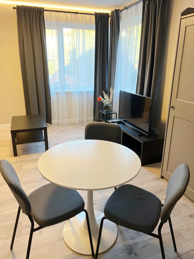 Clinic Studio Apartments By Hostlovers Kaunas Exteriör bild